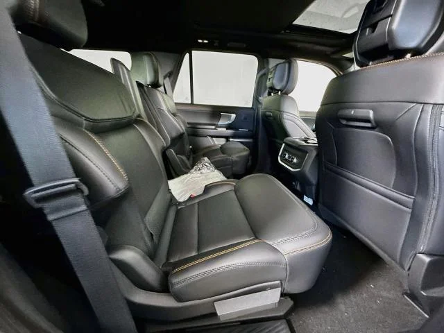 New 2027 Glacier Gray Metallic Tri-Coat Ford Tremor® image 65