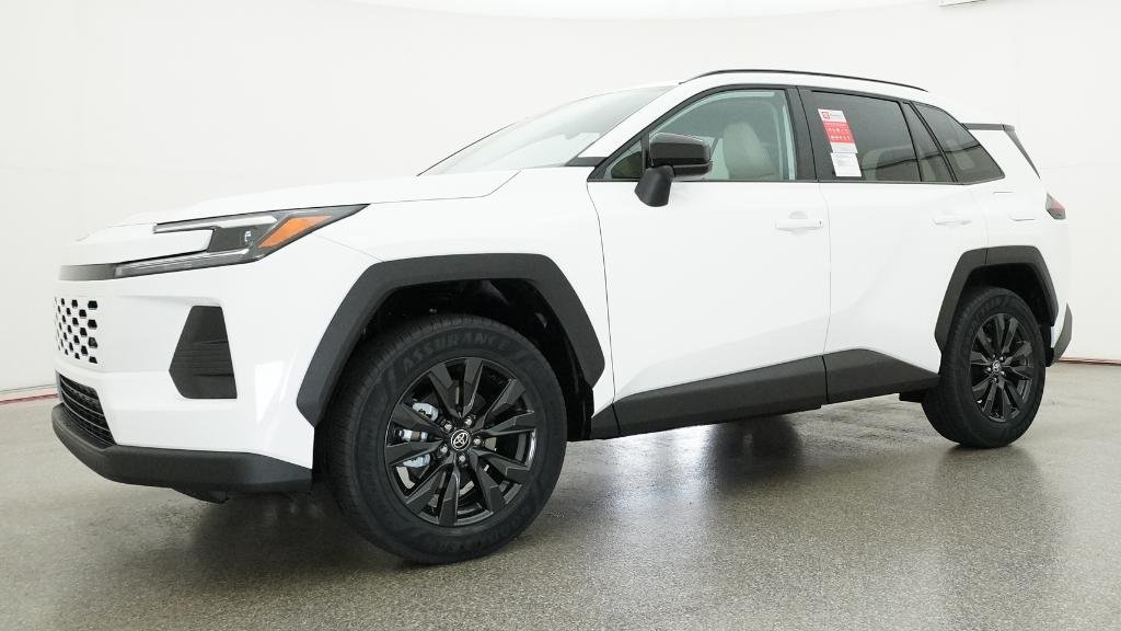 New 2026 Ice Cap Toyota XLE Premium image 13