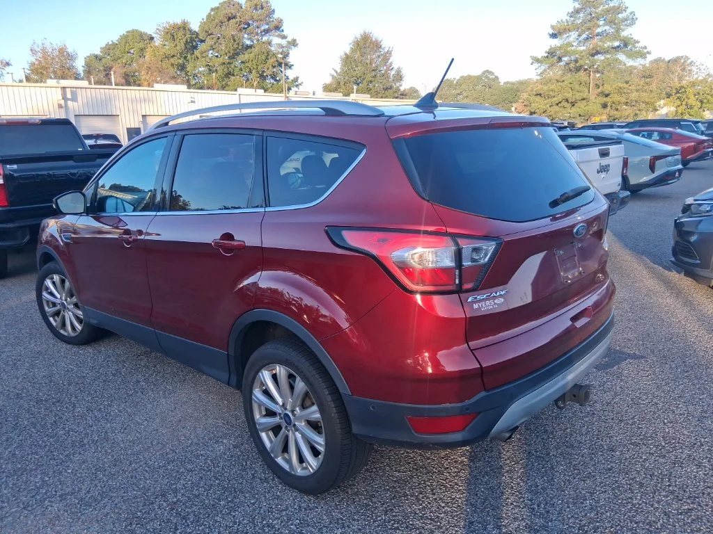 Used 2018 Red Ford Titanium image 6