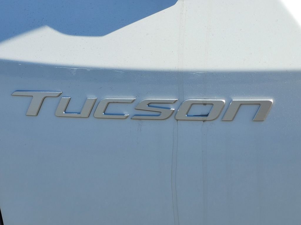 New 2026 White Hyundai SEL image 5