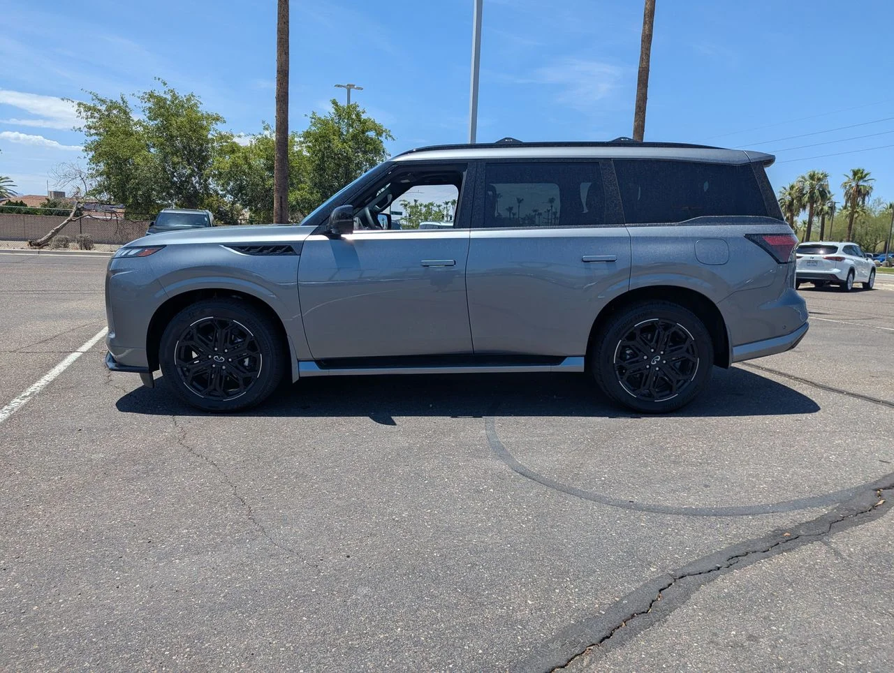 New 2027 DYNAMIC METAL INFINITI Sport 4WD image 2