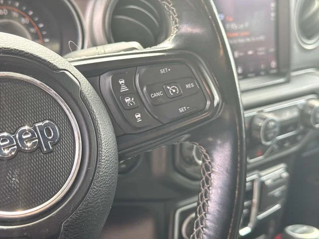 Used 2021  Jeep Sport image 31