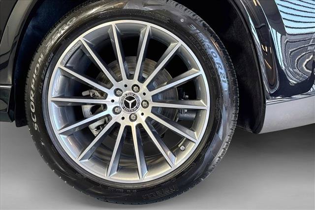 New 2026 Obsidian Black Metallic Mercedes-Benz GLE 580 image 60