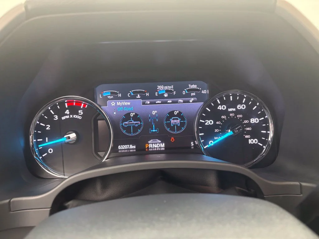 Used 2022 Silver Ford Lariat image 18