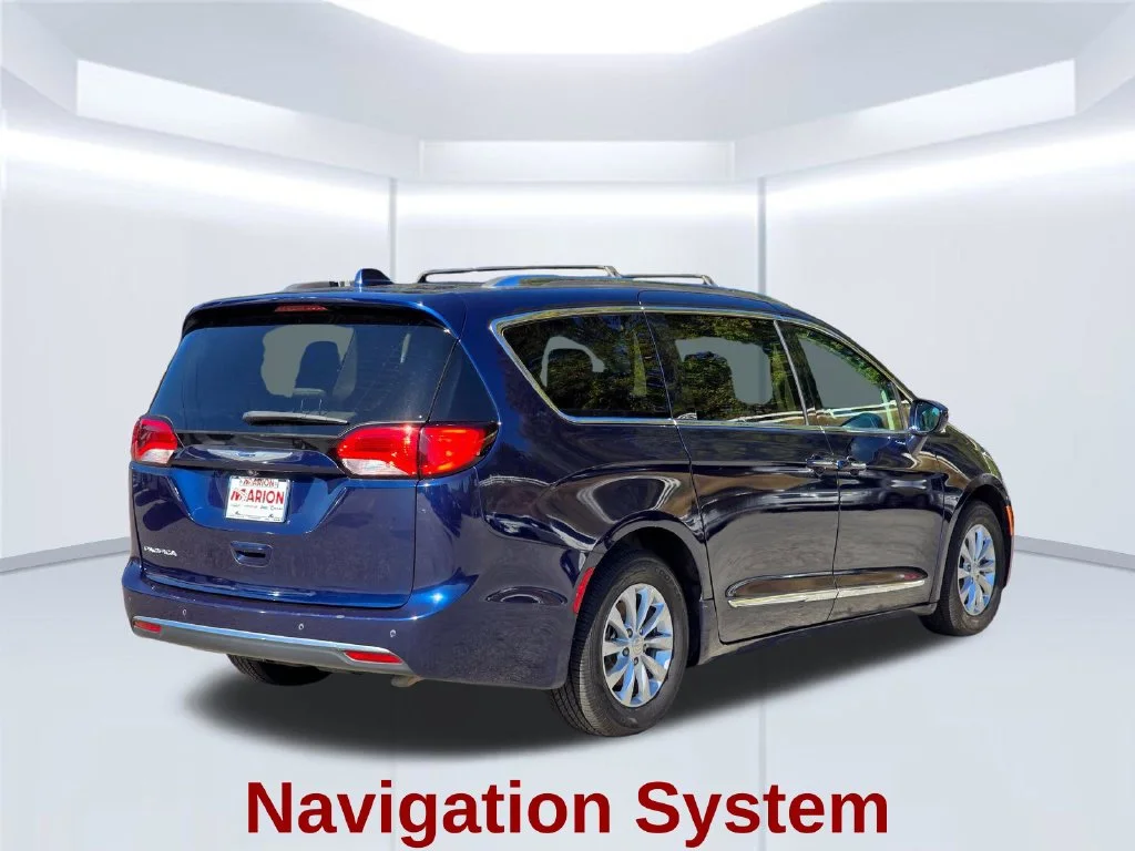 Used 2018 Blue Chrysler Touring L Plus image 21