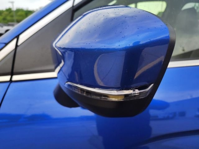 New 2026 Blue Mitsubishi SEL image 10