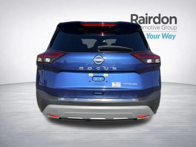 Used 2023 Caspian Blue Metallic Nissan SV image 6