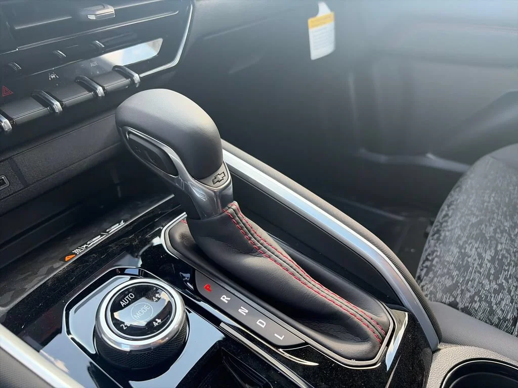 New 2026 Black Chevrolet Z71 image 21