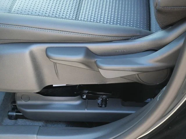 2026 Chevrolet Trax LT - Photo 13