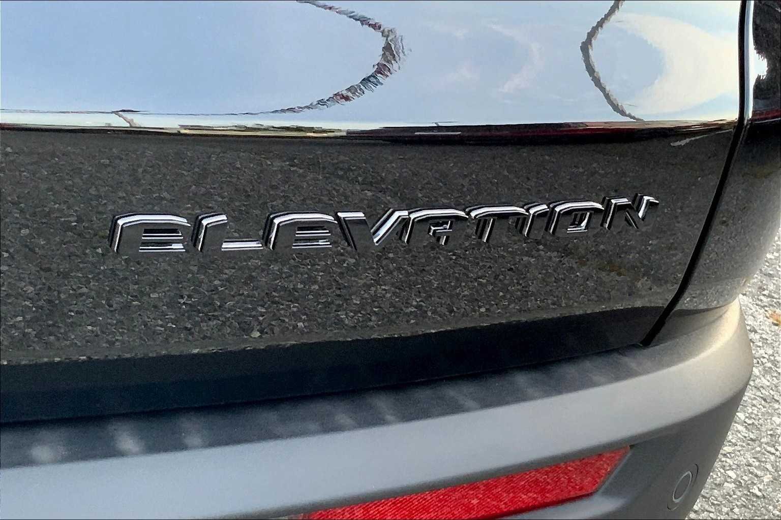 2025 GMC Acadia Elevation - Photo 15