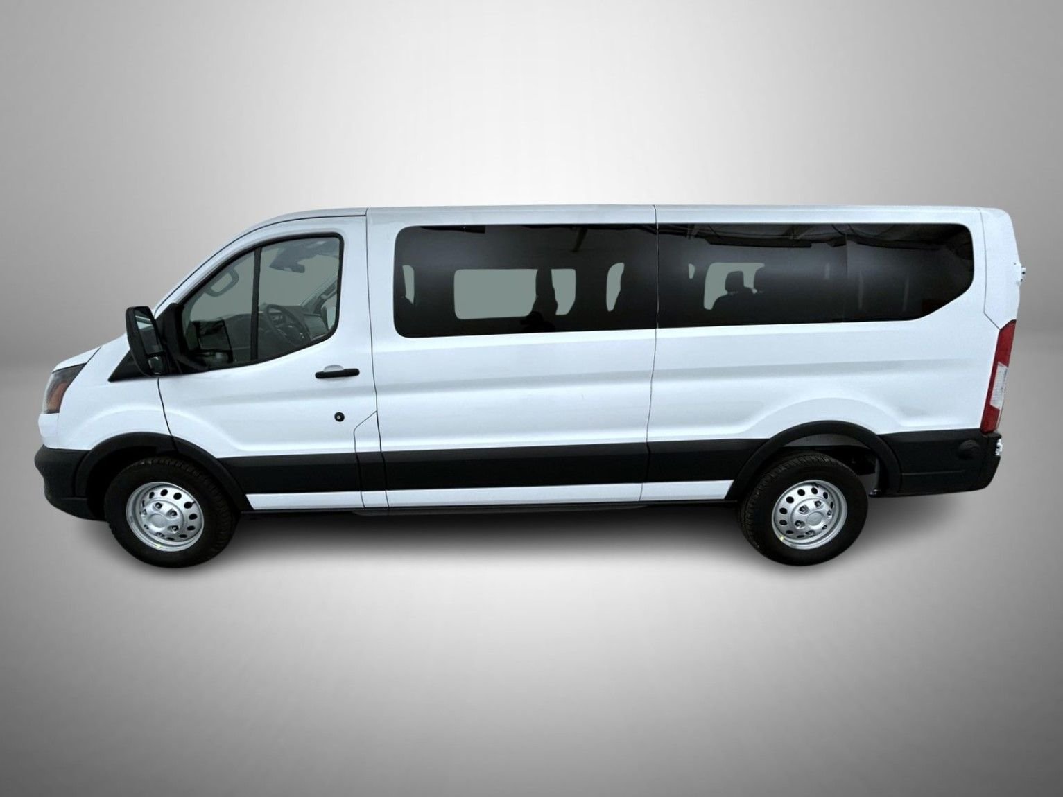 New 2026 Oxford White Ford XL image 8