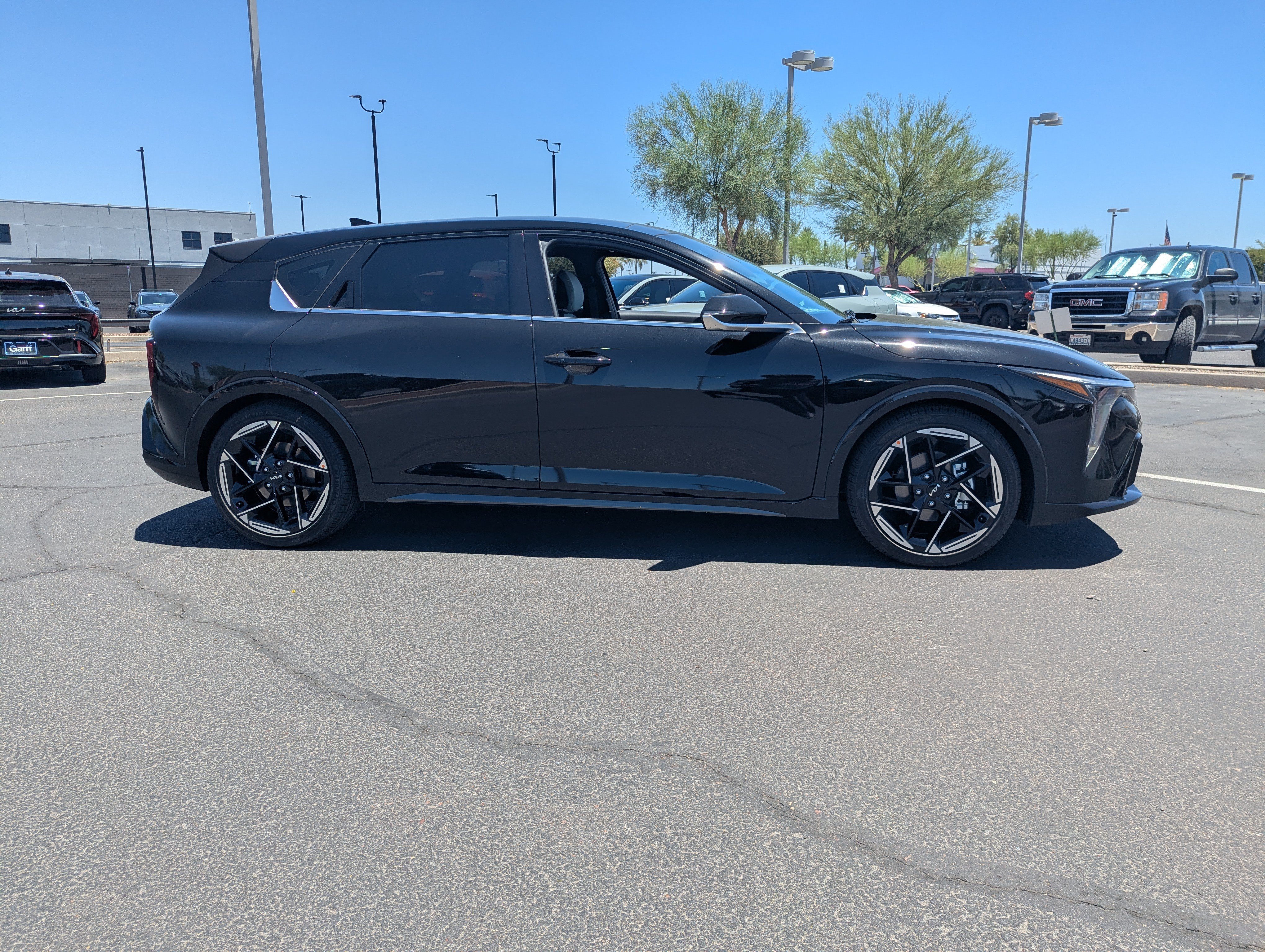 New 2026 Aurora Black Pearl Kia GT-Line image 5