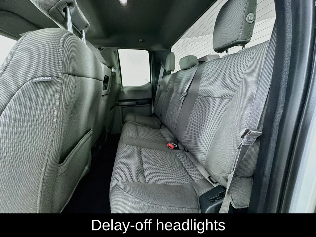 Used 2018 Oxford White Ford XLT image 27