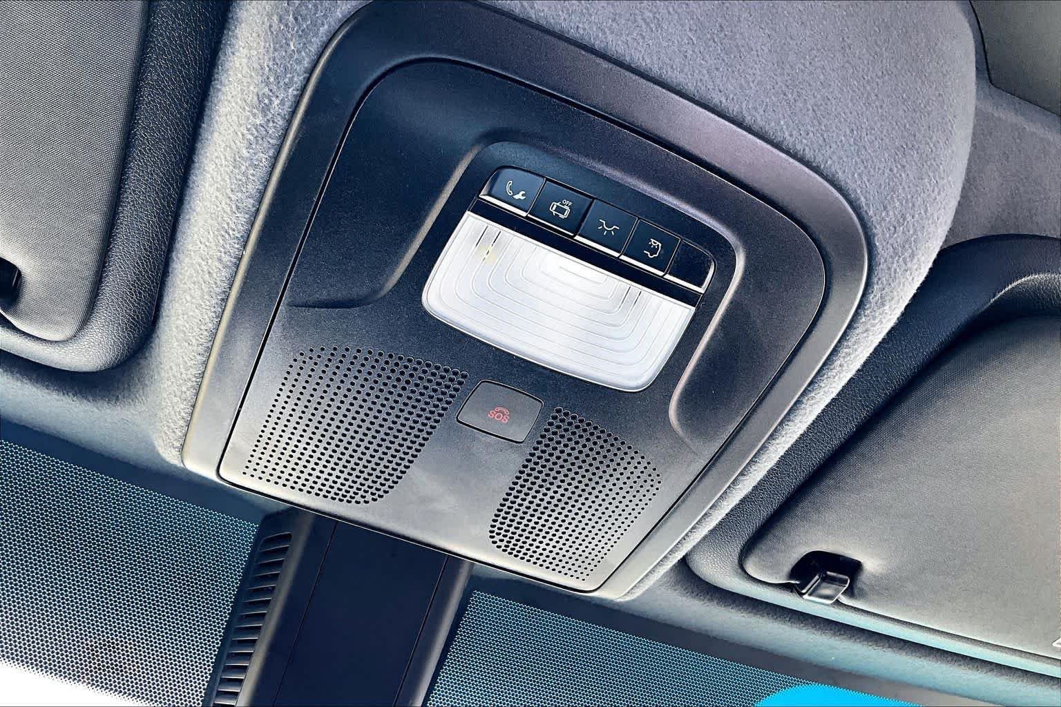 Used 2023 Arctic White Mercedes-Benz  image 35