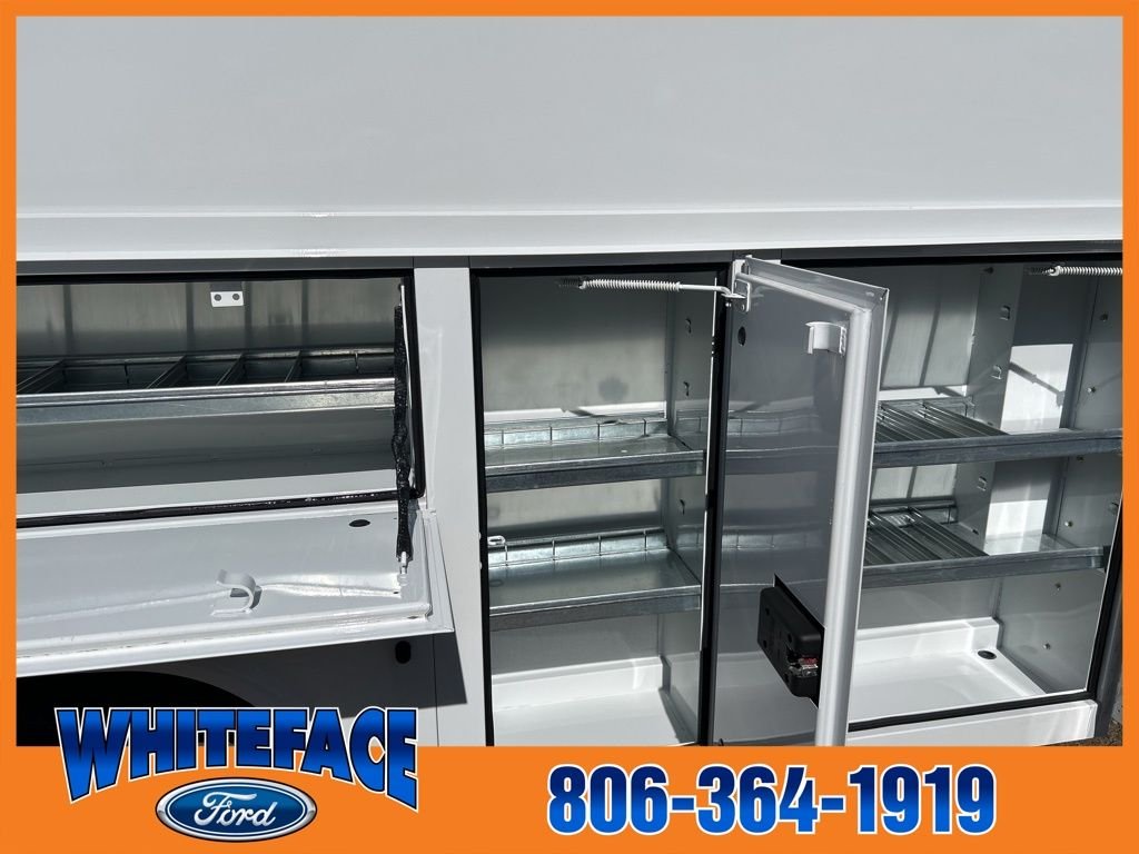 2025 Ford E-Series Cutaway Base - Photo 49