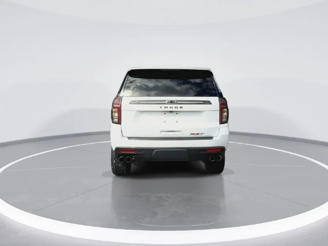 Used 2022 White Chevrolet RST image 9