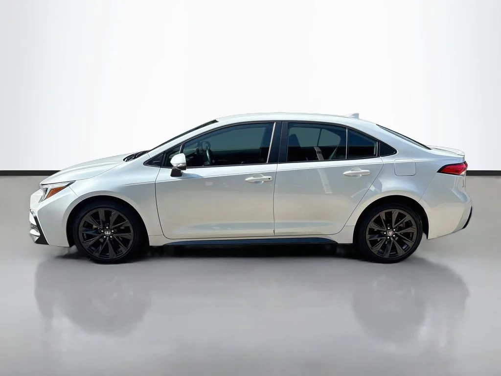 Used 2023 Pearl Toyota SE image 4
