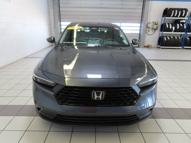 Used 2023 METEORITE GRAY METALLIC Honda EX image 16