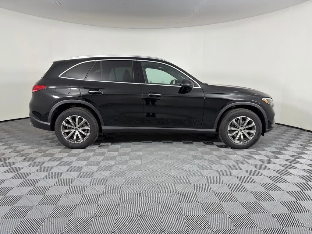 Certified Used 2026 Black Mercedes-Benz GLC 300 image 9