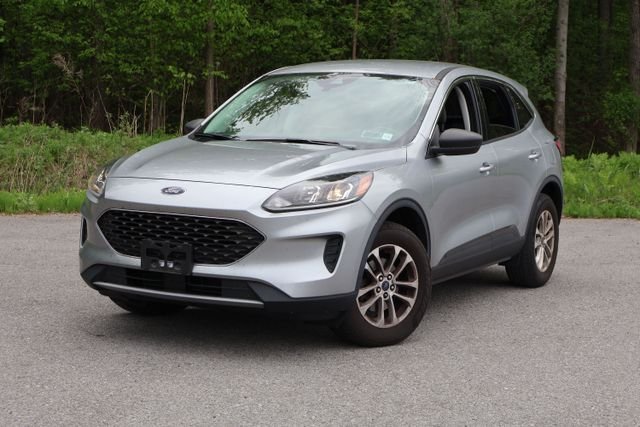 2022 Ford Escape SE AWD's photo