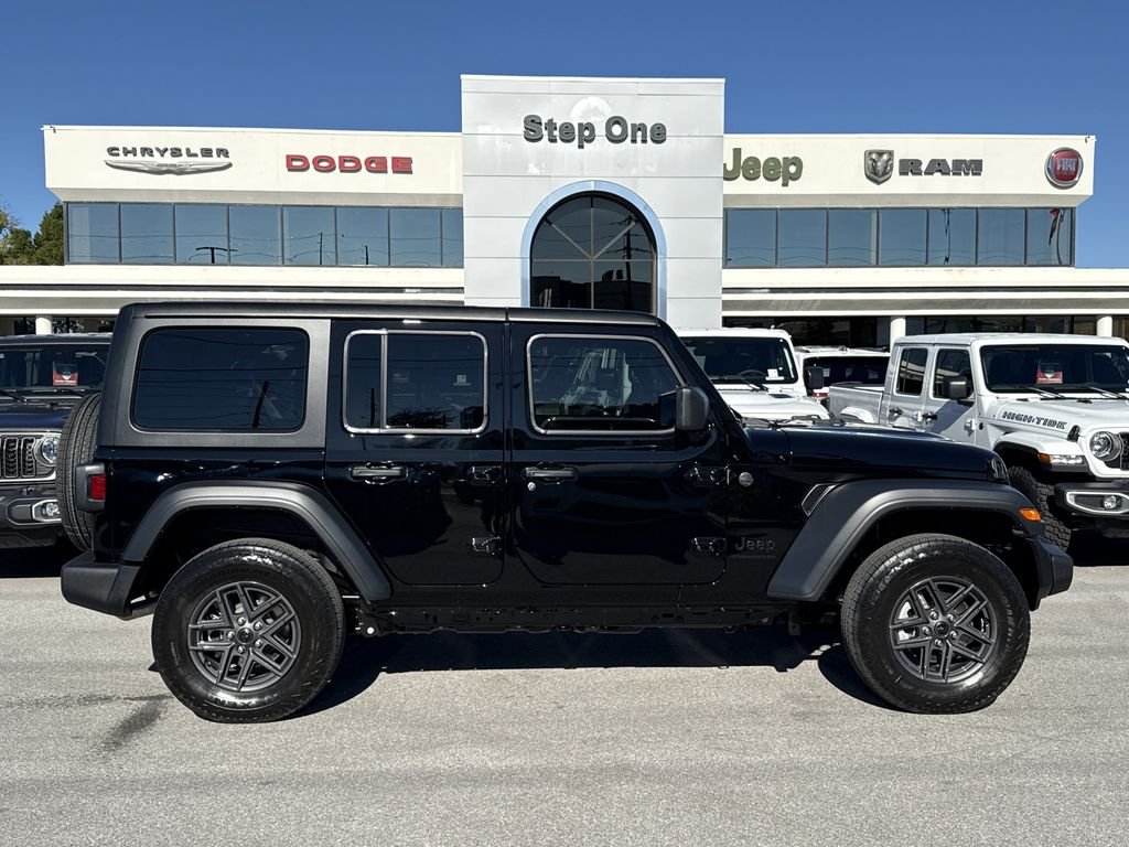 New 2026 Black Clear-Coat Exterior Paint Jeep Sport S image 4