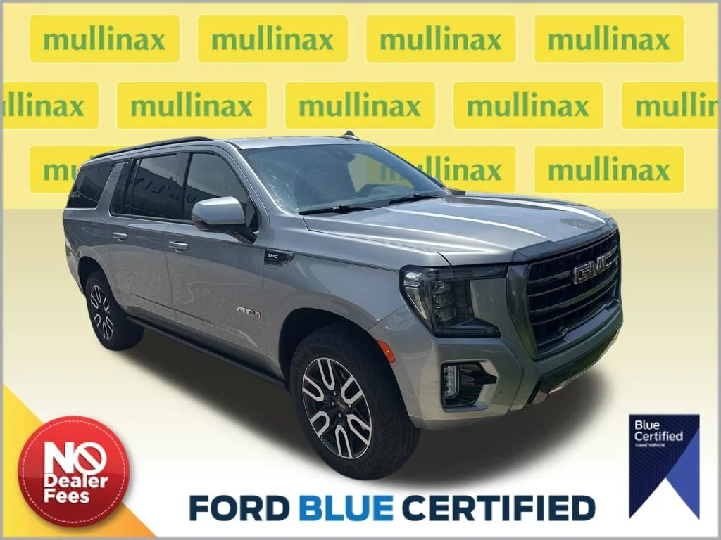 2023 GMC Yukon 4WD AT4's photo