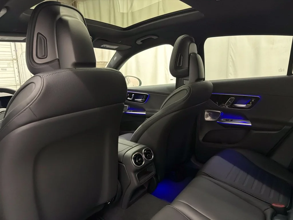 New 2027 White Mercedes-Benz GLC 300 Coupe image 22