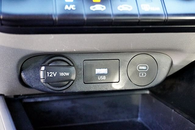 Used 2024 Black Hyundai SE image 26