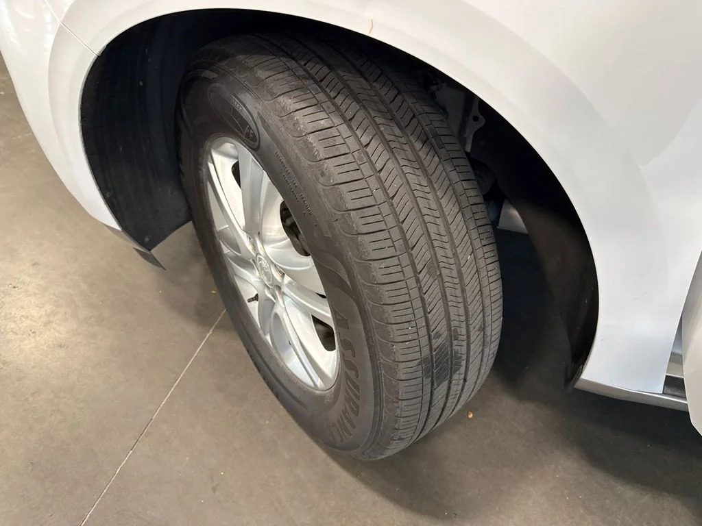 Used 2021 White Buick Premium Group image 21