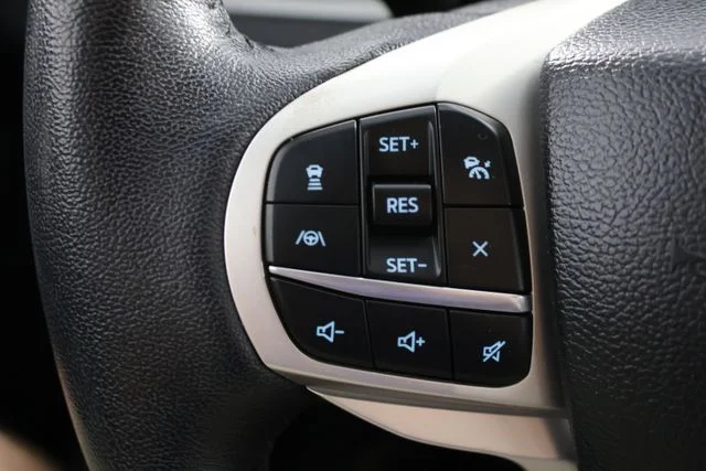 Used 2023 Black Ford XLT image 11
