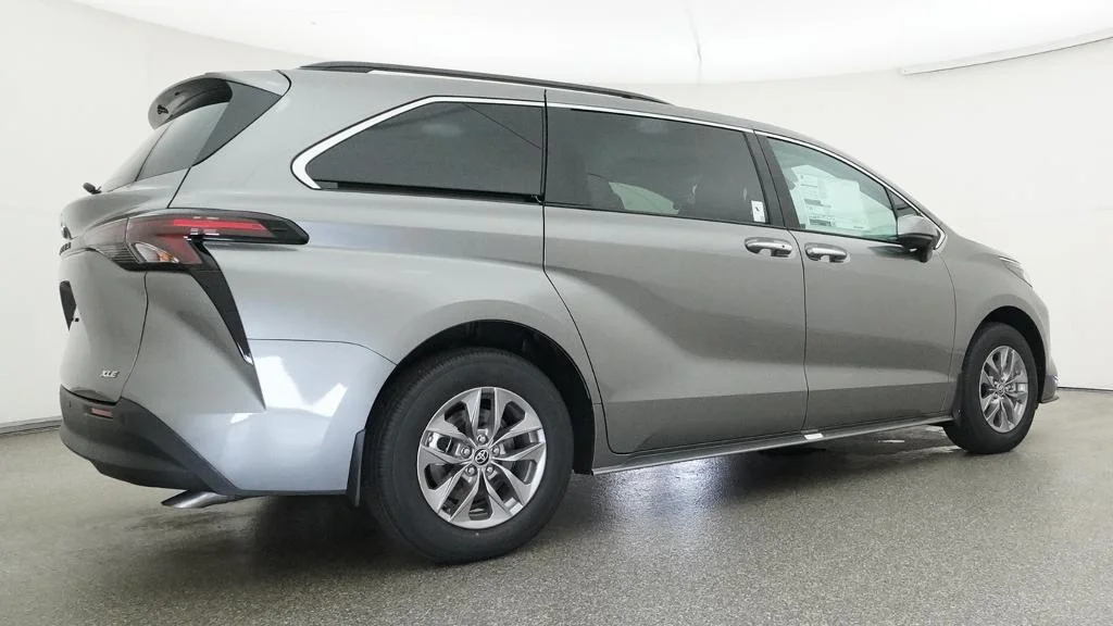 New 2026 Heavy Metal Toyota XLE image 17