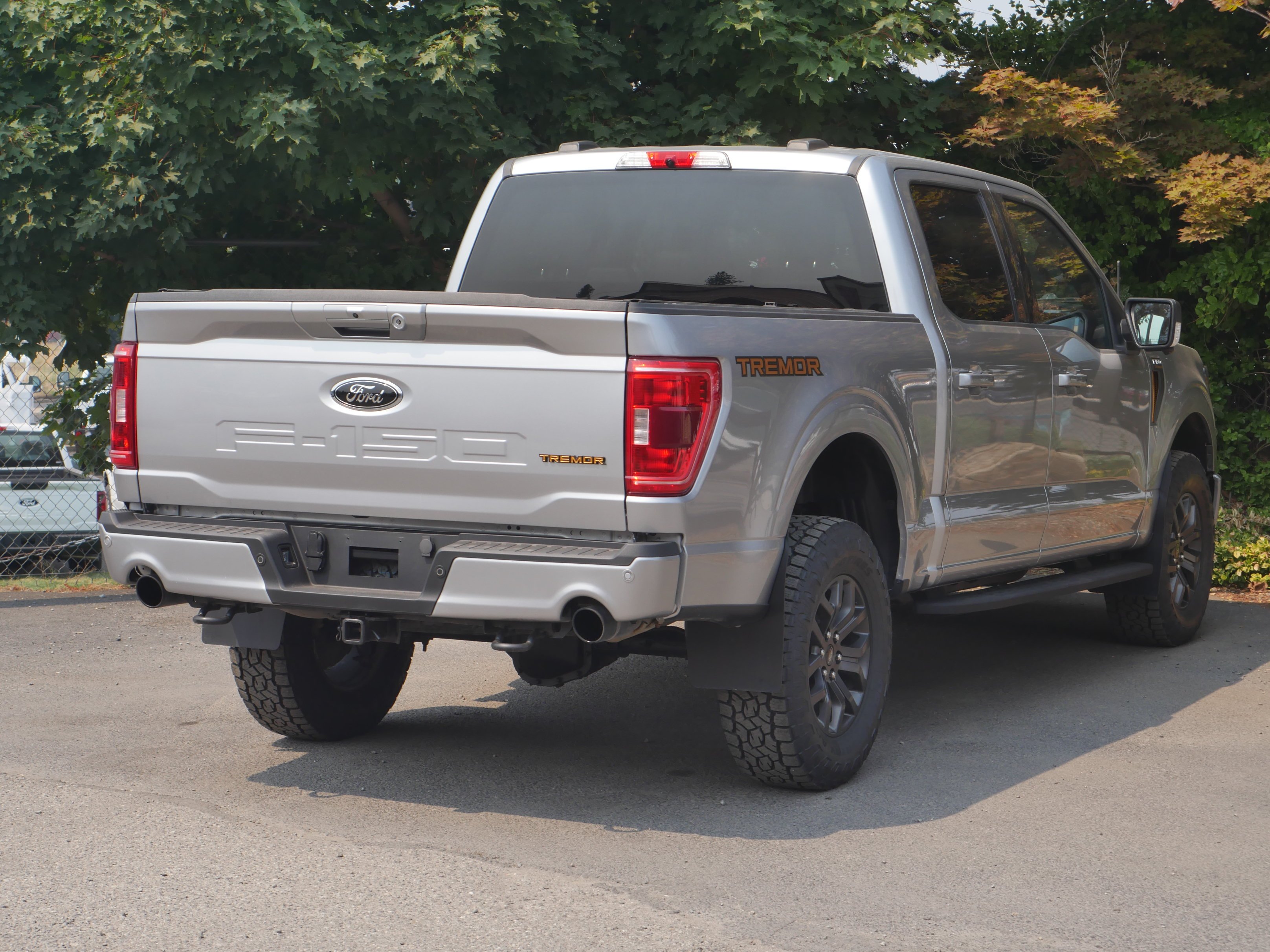 Certified Used 2023 Iconic Silver Metallic Ford Tremor image 27