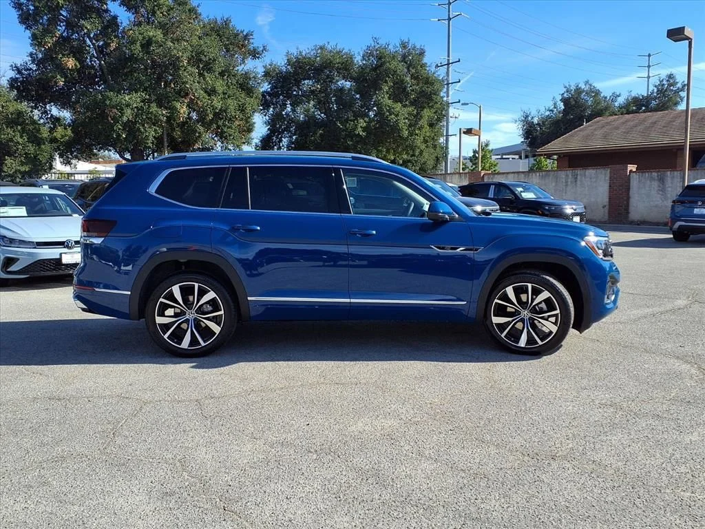 New 2026 Mountain  Lake Blue Metallic Volkswagen 2.0T SEL Premium R-Line image 3