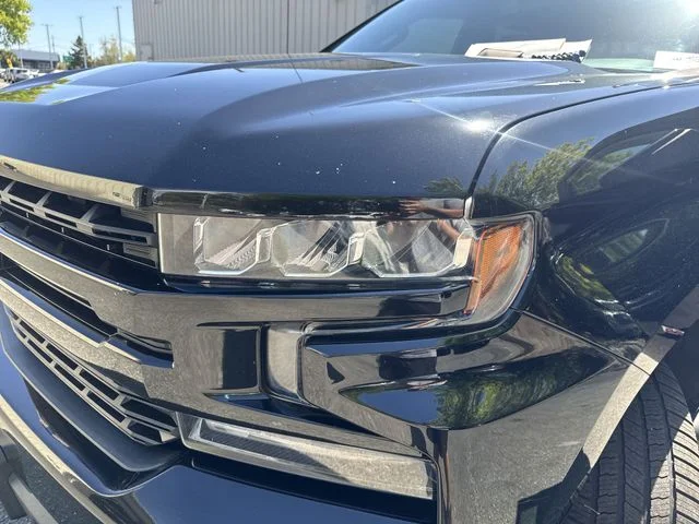 Used 2019 Black Chevrolet RST image 30