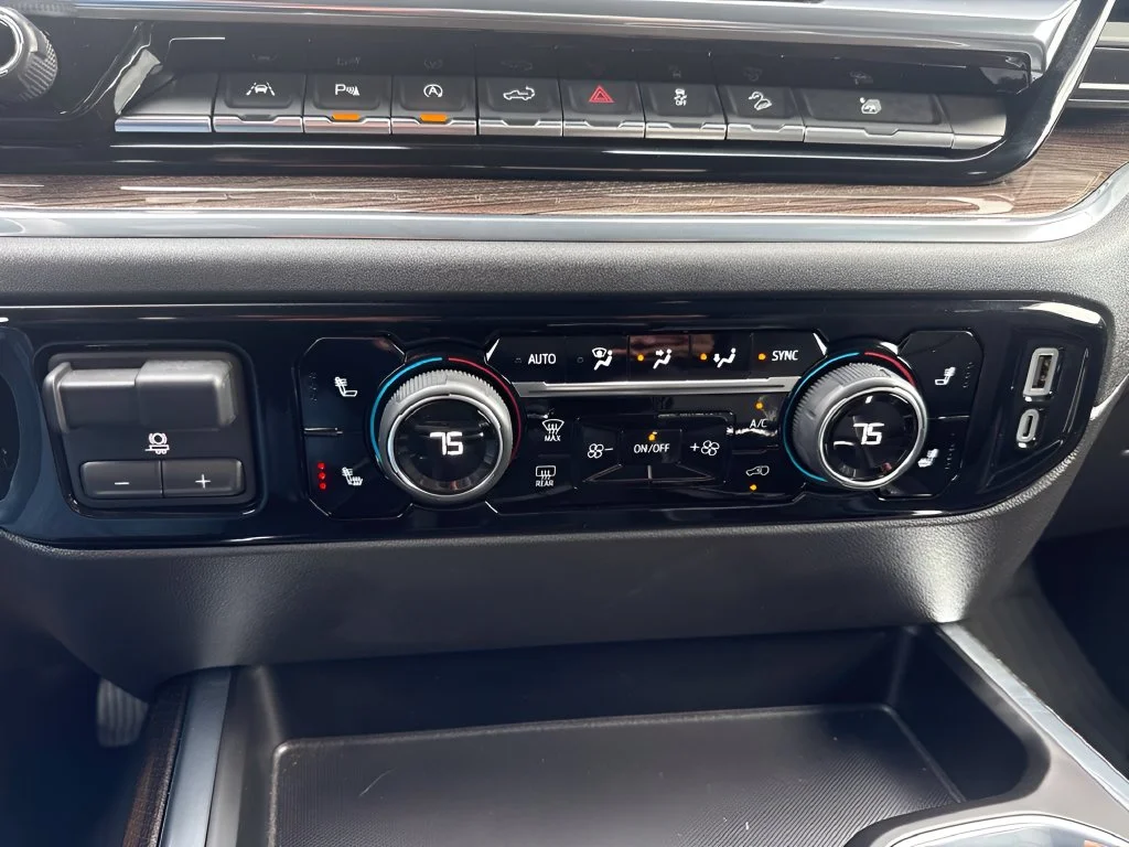 Used 2025 Blue Chevrolet LT Trail Boss image 18
