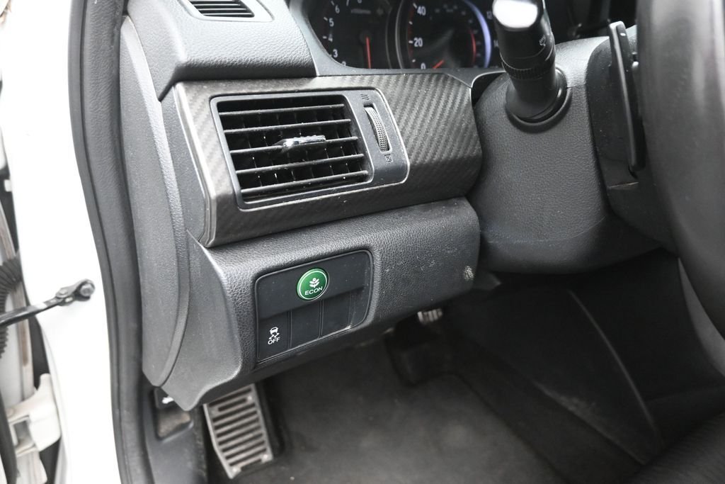 Used 2016  Honda Sport image 13
