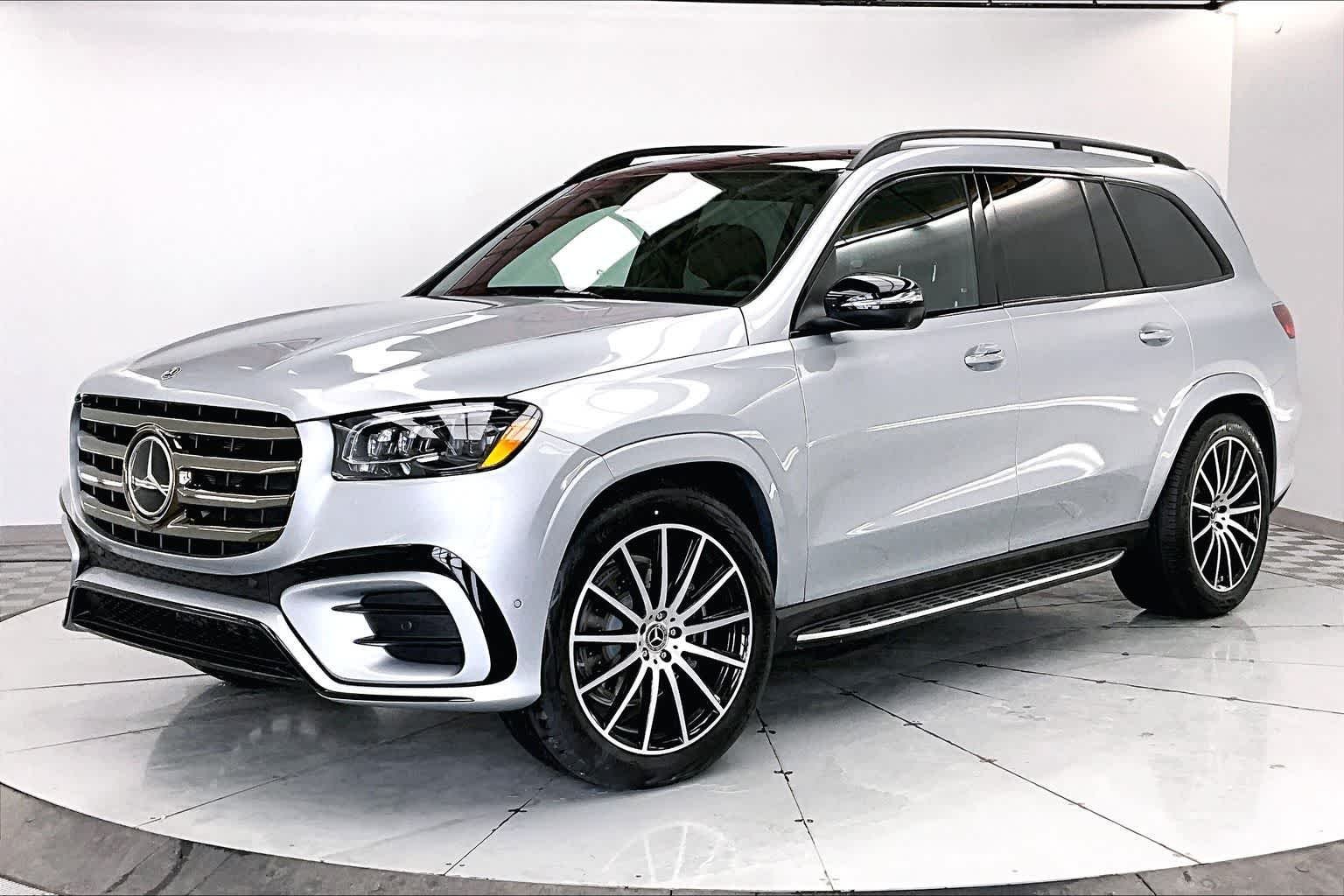 2026 Mercedes-Benz GLS GLS 580 4MATIC's photo