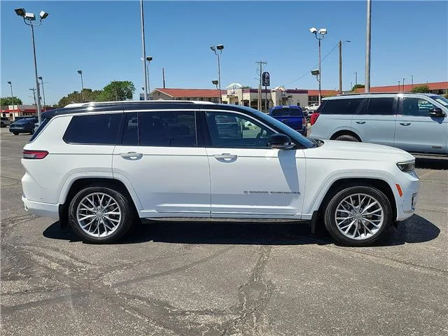 Used 2023 Bright White Clearcoat Jeep Summit 4x4 image 4
