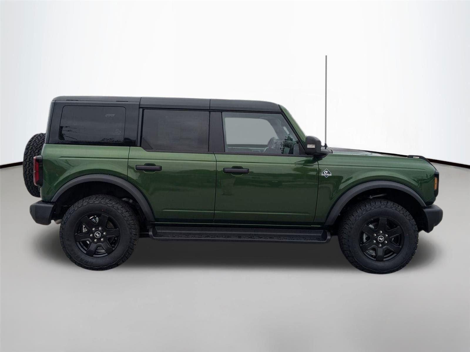 New 2025 Eruption Green Metallic Ford Outer Banks® image 6