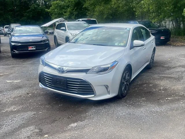 Certified Used 2016 BLIZZARD PEARL Toyota  image 1