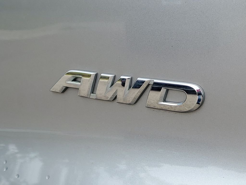 Used 2016 Lunar Silver Metallic Honda EX-L image 6