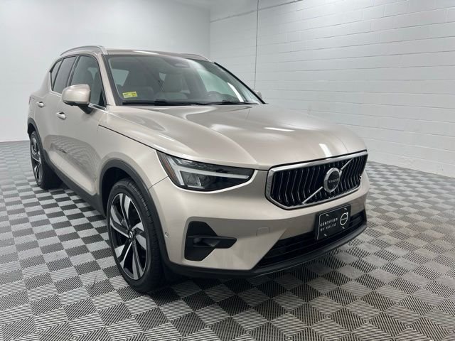 2024 Volvo XC40