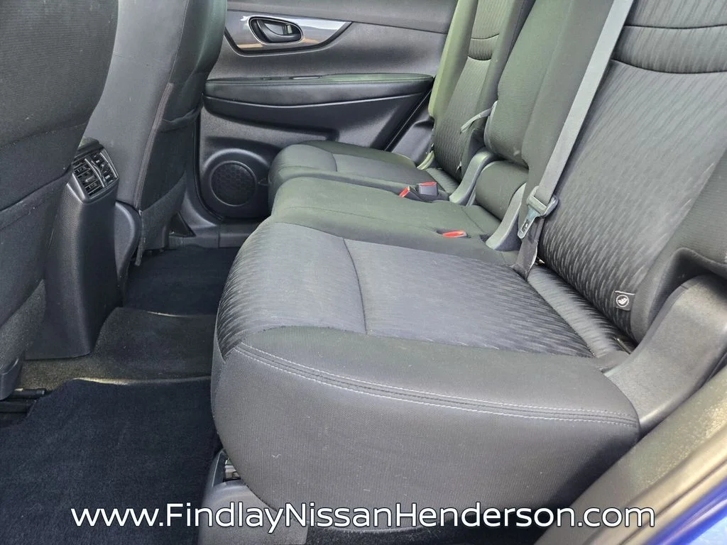 Used 2019 Blue Nissan S image 11
