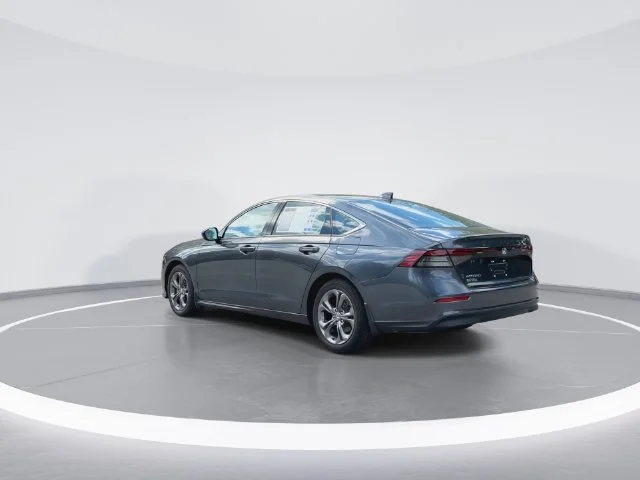 Used 2024  Honda EX image 6