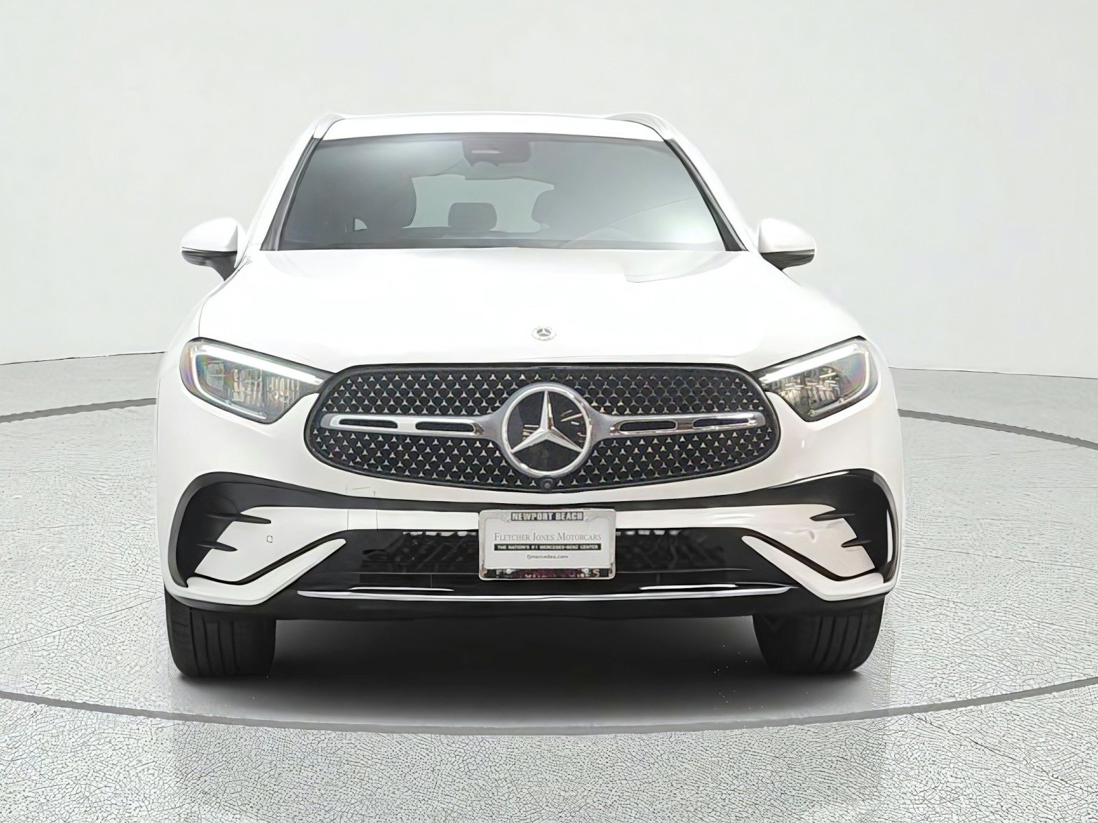 Used 2024 Polar White Mercedes-Benz GLC 300 SUV image 2