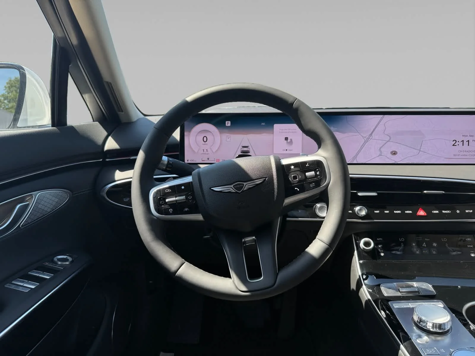 2026 GENESIS GV70 Standard - Photo 15