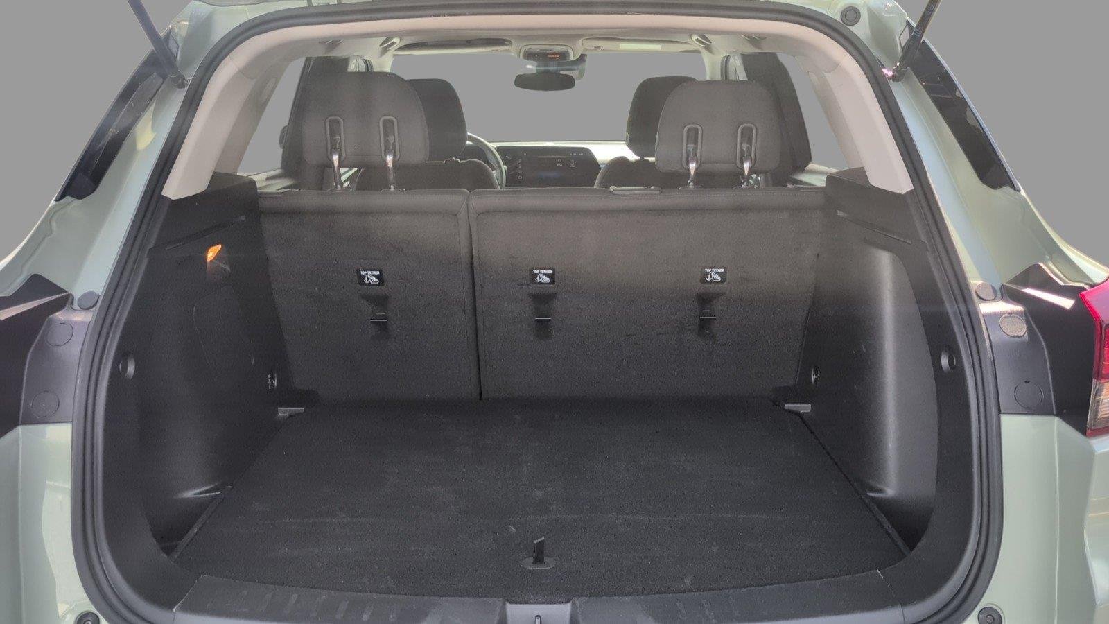 Used 2025 Cacti Green Chevrolet LT image 5