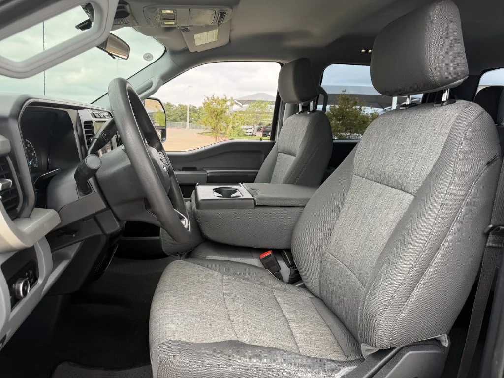 Used 2024 Silver Ford XL image 25
