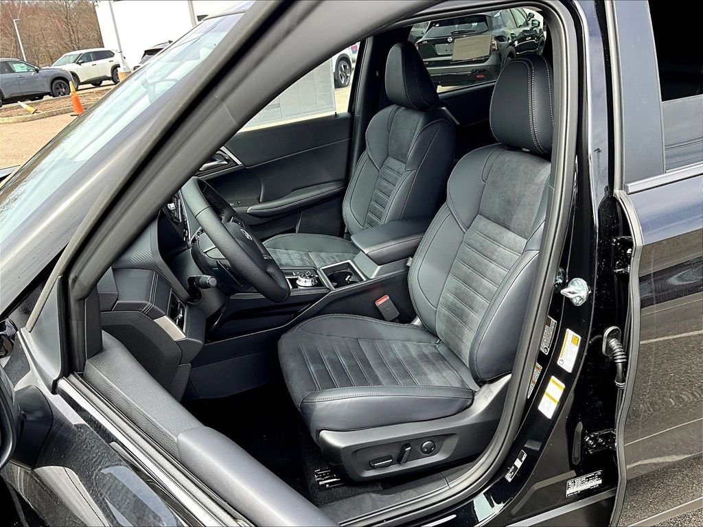 New 2026 Black Nissan SL image 11