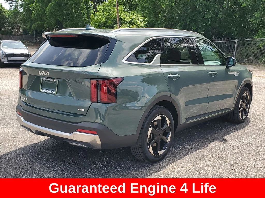 Used 2025 Green Kia EX image 3